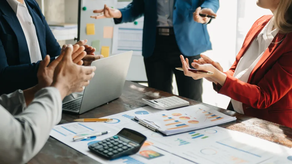 ekipa poreznih savjetnika